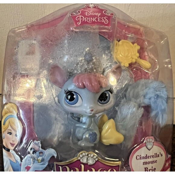 Disney Princess Palace Pets Furry Tail Friends-Cinderella's mouse Brie - SEALED - Picture 5 of 10